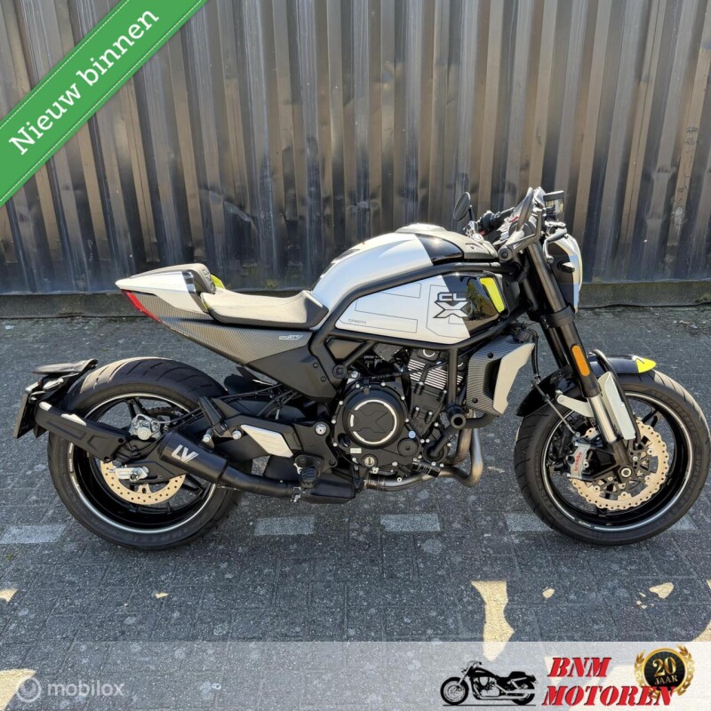 CFMoto 700CL-X Sport