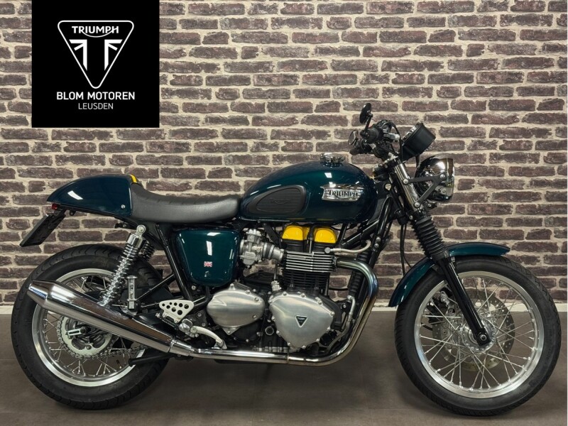 Triumph THRUXTON 900 CHOPPER - € 4.950