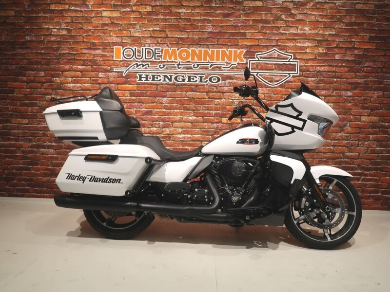 Harley-Davidson FLTRX  117 Road Glide