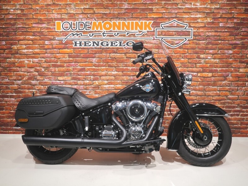 Harley-Davidson FLHC Heritage Classic 117