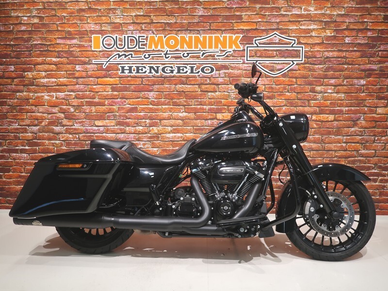 Harley-Davidson FLHRXS Road King Special 114