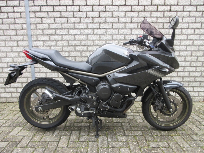 YAMAHA XJ-6 S