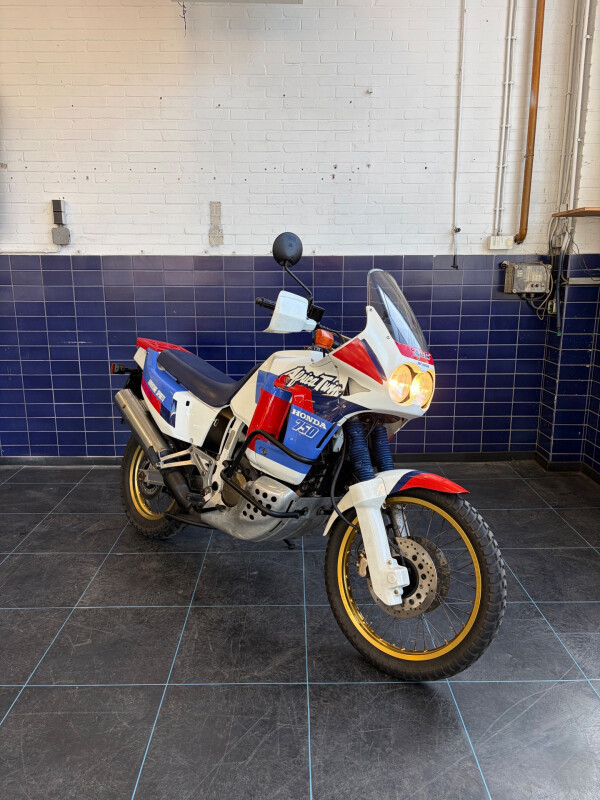 Honda All-Road XRV 750 Africa Twin RD04 *Super netjes!