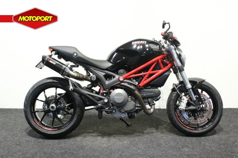 Ducati MONSTER 796 A