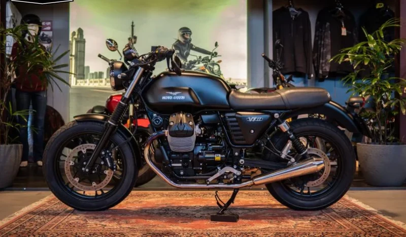 Moto Guzzi V7 II Stone