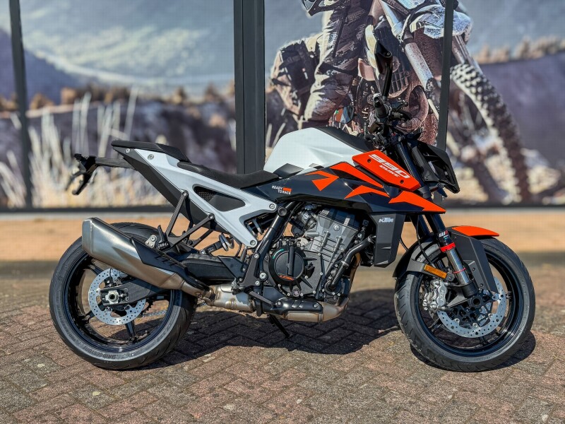 KTM 990 DUKE