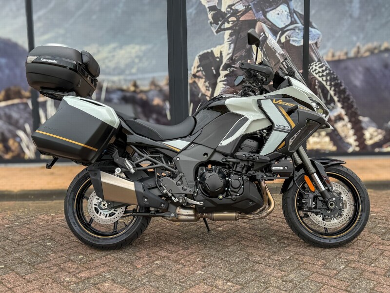 Kawasaki VERSYS 1100 SE