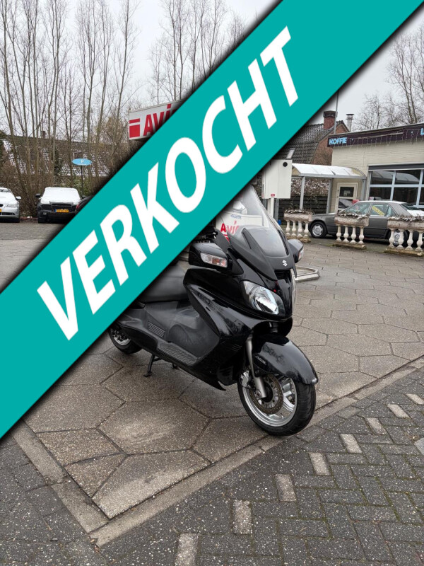Suzuki Scooter AN 650 Burgman *Met werk/onderdelen