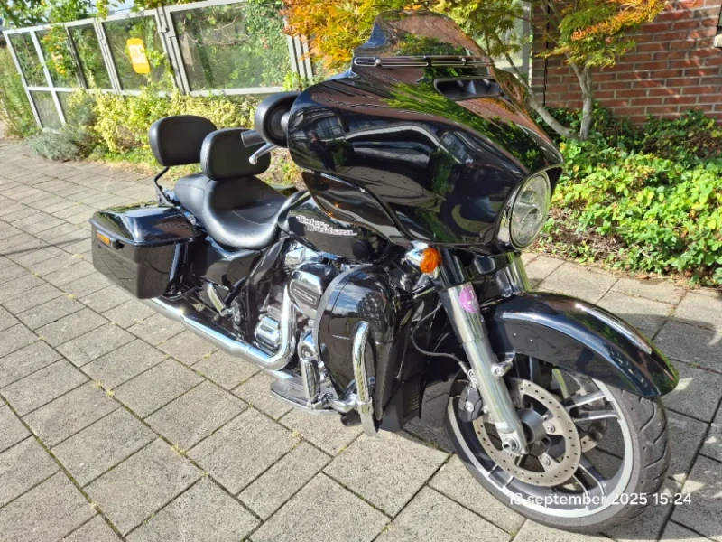 Te koop Harley Davidson Street Glide Special