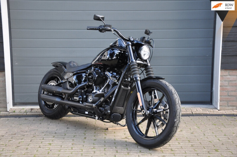 Harley Davidson 107 FXLR Softail Low Rider FXLR Softail Low Rider 107