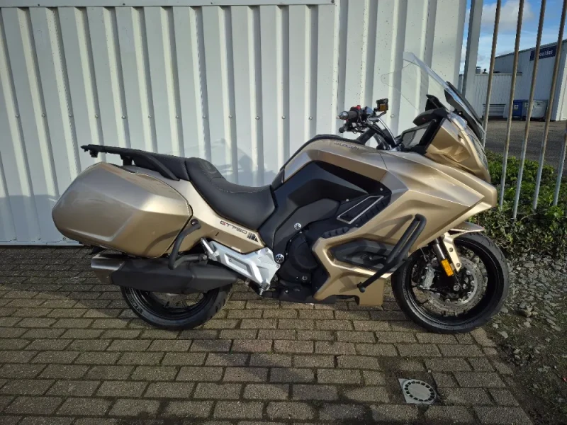 De nieuwe Mash GT750 toermotor, uit voorraad leverbaar