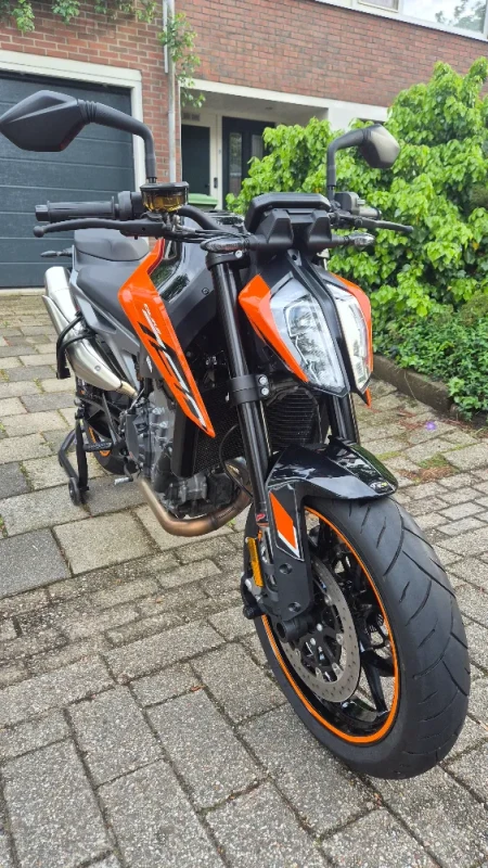 KTM 790 Duke L ABS 2023| 3523 km| Nieuwstaat