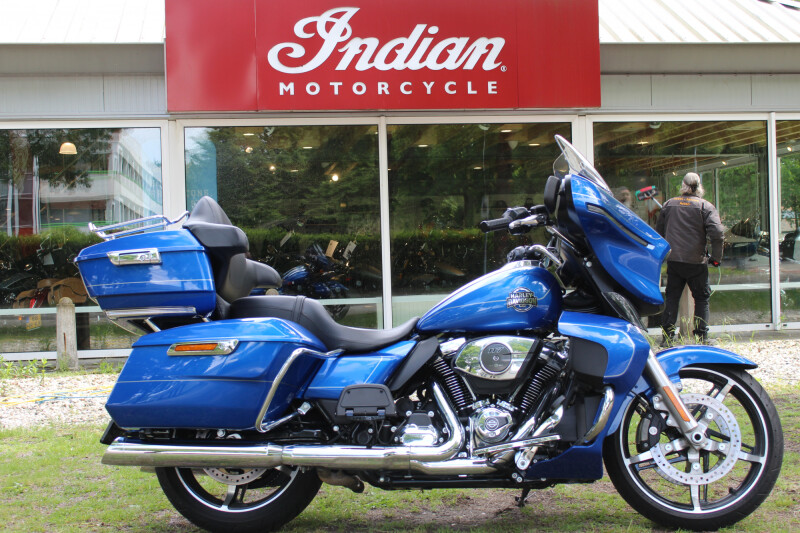 Harley-Davidson Street Glide  Street Glide Ultra