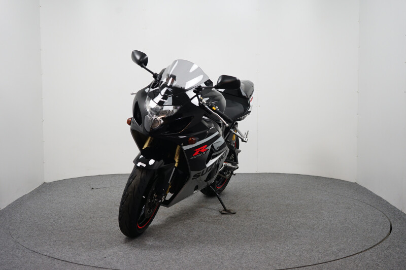 Suzuki GSX-R600 GERESERVEERD YB T/M 19-06 - € 5.299 - foto 3