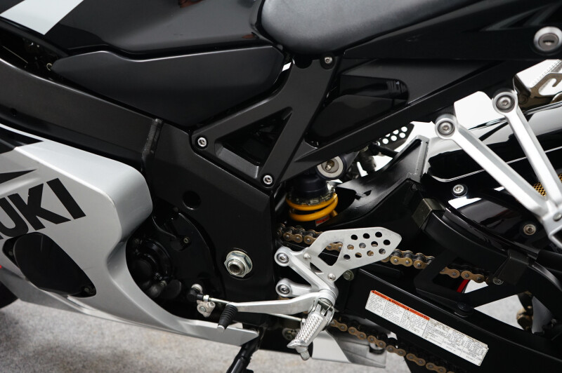 Suzuki GSX-R600 GERESERVEERD YB T/M 19-06 - € 5.299 - foto 8