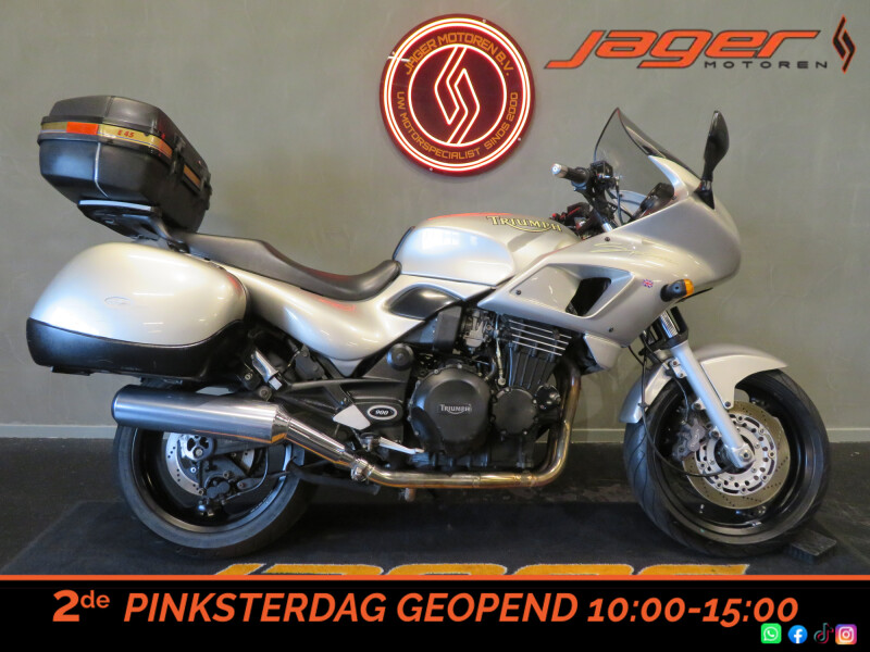 TRIUMPH SPRINT 955 ST EXCLUSIVE