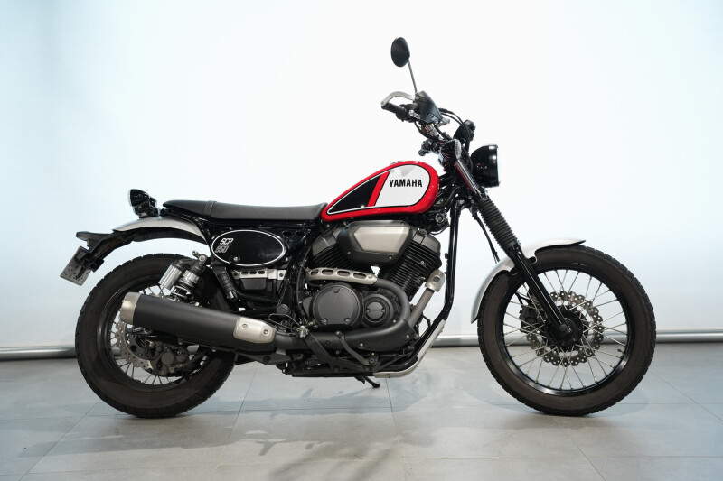Yamaha SCR 950