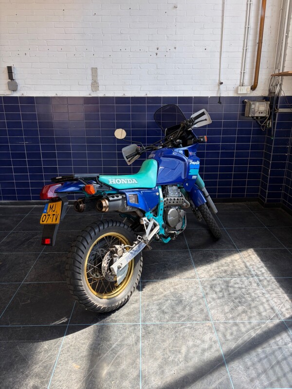 Honda All-Road NX 650 Dominator A2 35KW - € 3.450 - foto 3