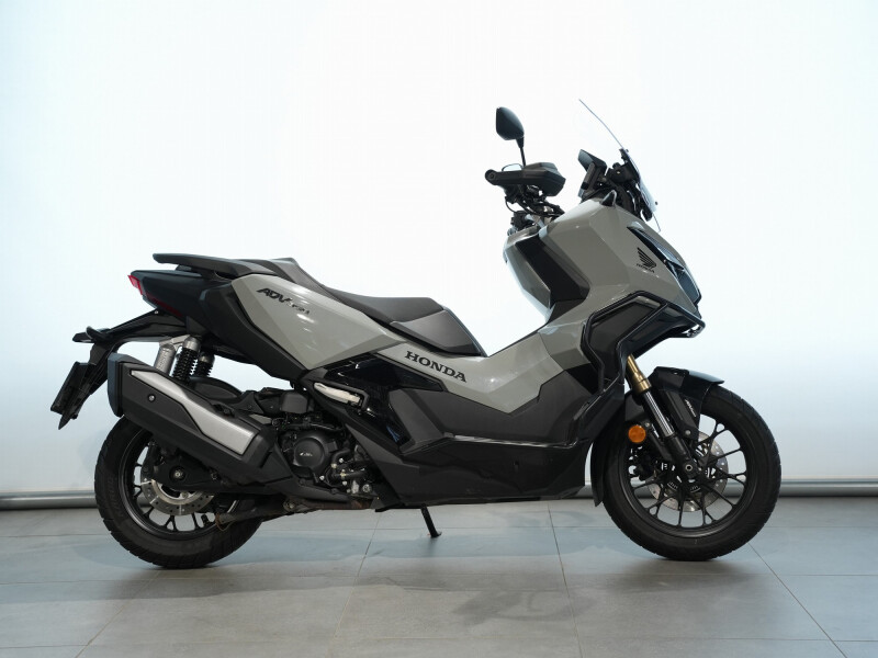 Honda ADV 350