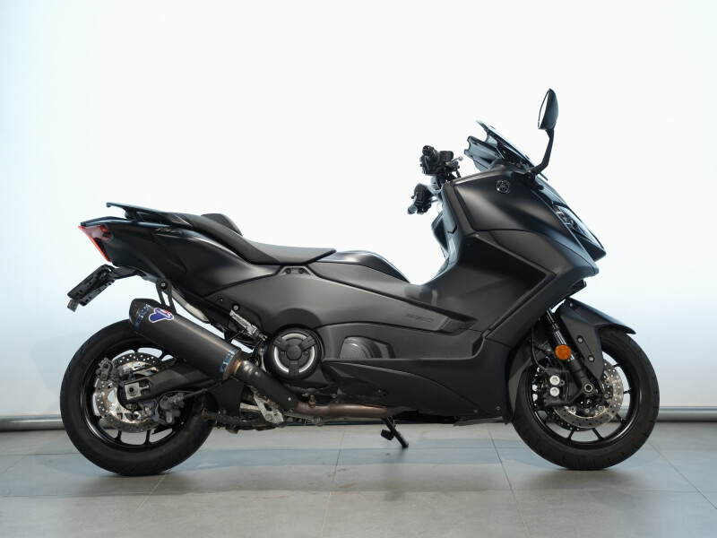 Yamaha T-MAX 560