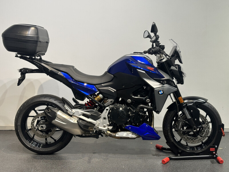 BMW F 900 R
