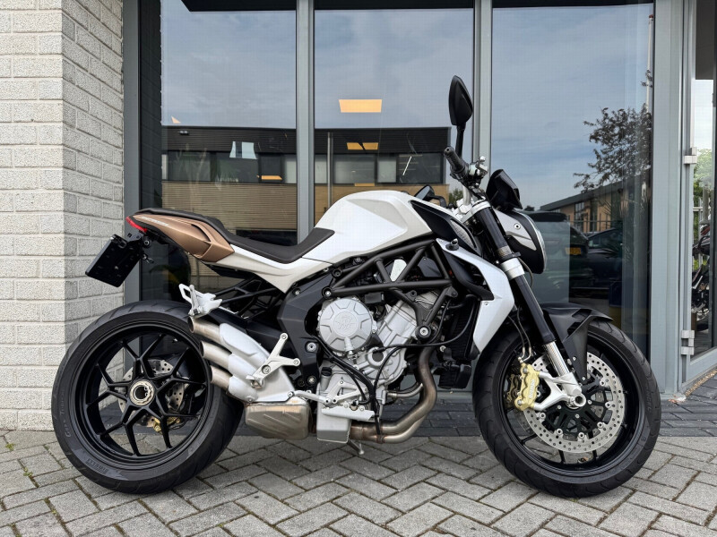 MV agusta Brutale 675