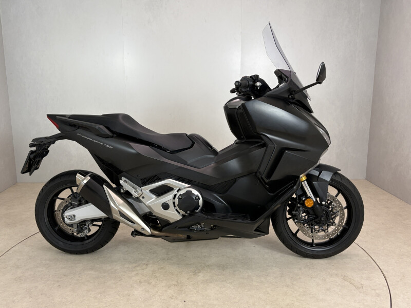 Honda FORZA 750
