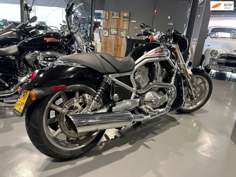 Harley Davidson Chopper VRSCR V-Rod Street Rod