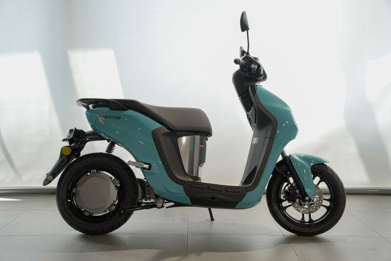 Yamaha NEO'S DUAL BATTERY