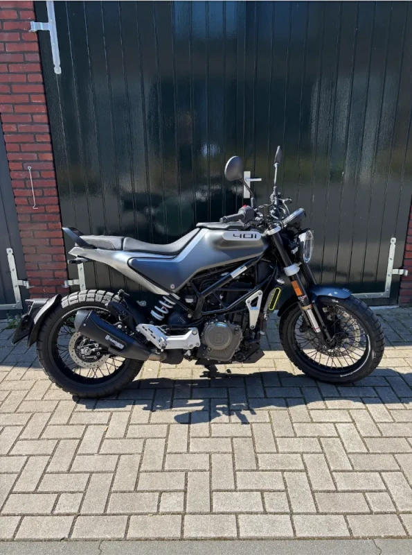 Husqvarna Svartpilen 401 + Extras | Excellent Condition |