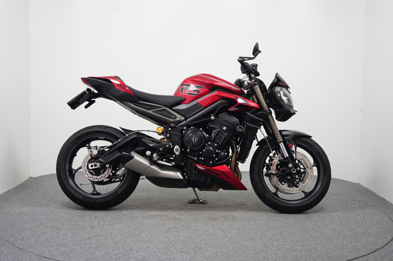 Triumph STREET TRIPLE RS GERESERVEERD HB