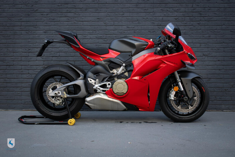 Ducati Panigale V4 / NL motor / Carbon delen