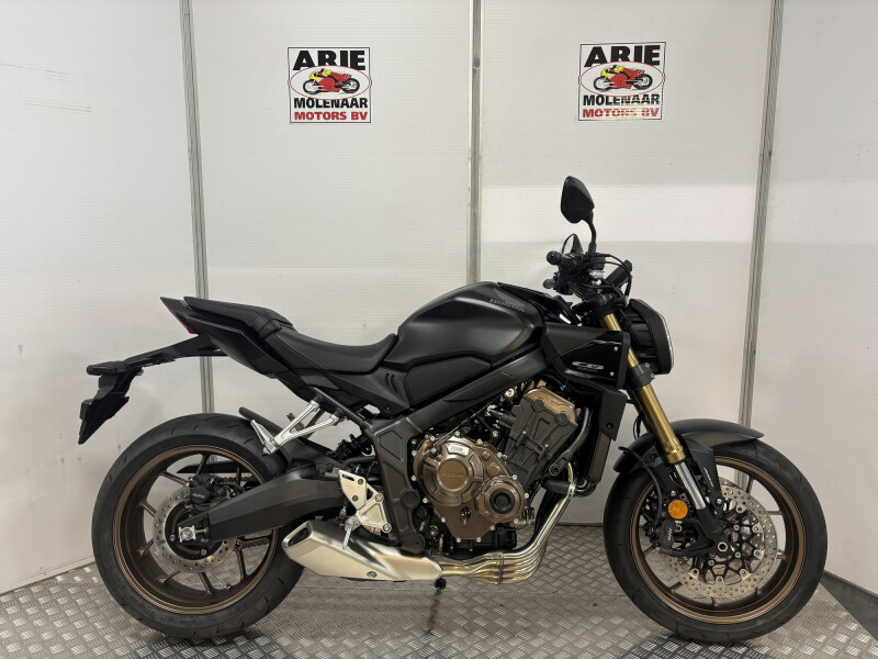Honda CB 650 R E-Clutch