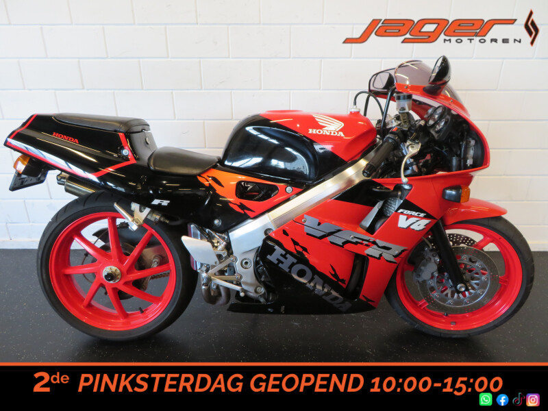 HONDA VFR 400 R NC30 RC30 NSR TOPSTAAT!!