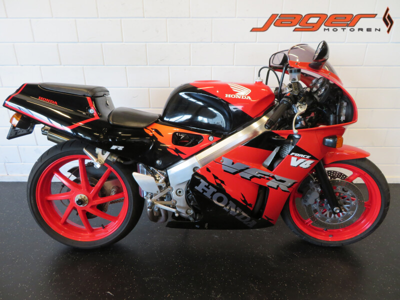 HONDA VFR 400 R NC30 RC30 NSR TOPSTAAT!!