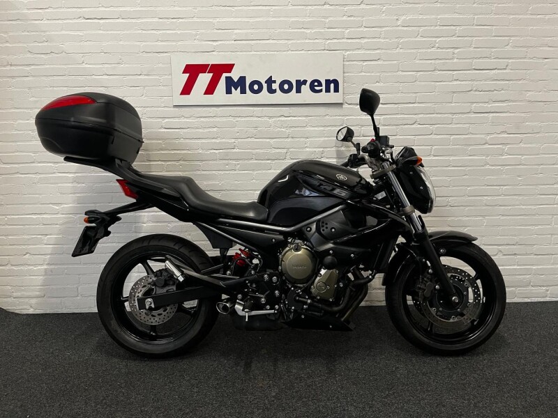 YAMAHA XJ 6  - 2012