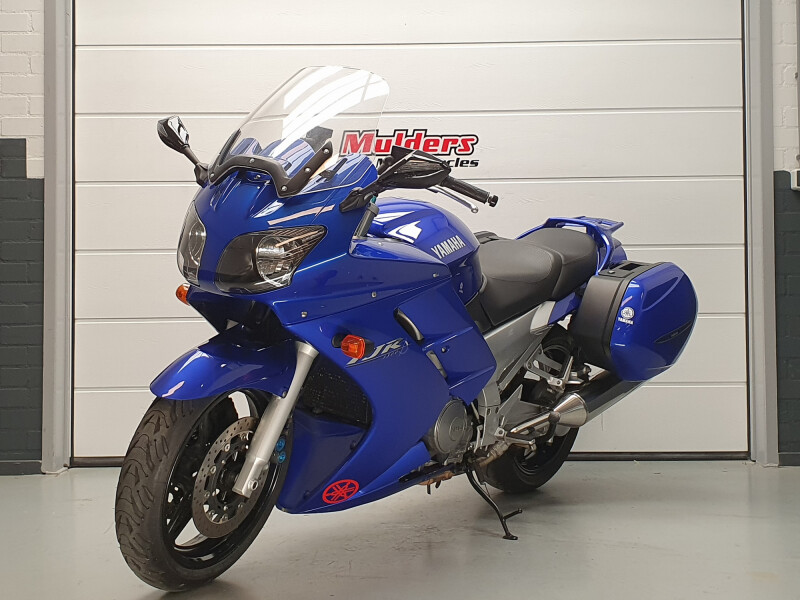 Yamaha FJR 1300 YAMAHA FJR 1300
