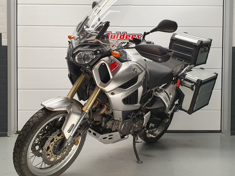 Yamaha XT 1200 Z SUPER TENERE YAMAHA XT 1200 SUPER TENERE