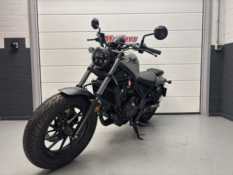 Honda CMX 500 REBEL