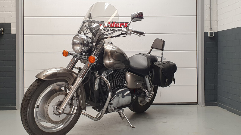 Honda VT 1100 C  SHADOW