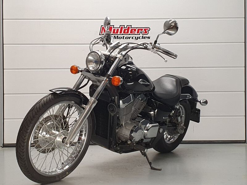 Honda VT 750 C SHADOW HONDA VT 750 SHADOW