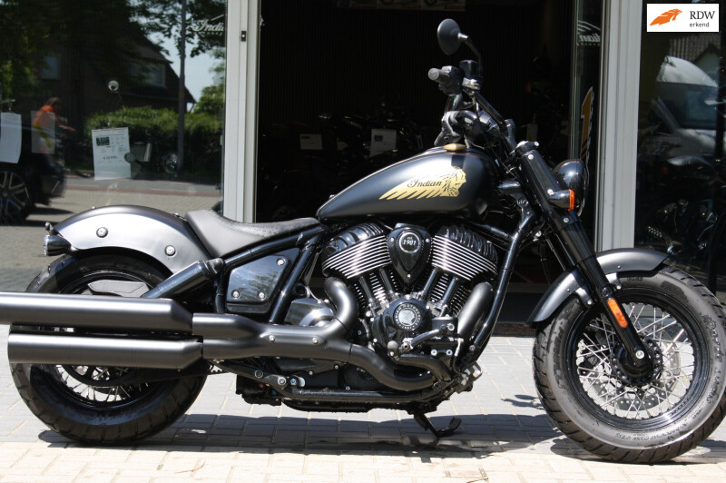 Indian Chopper 116 Chief Bobber Dark Horse, 24 maanden exclusive dealer garantie!