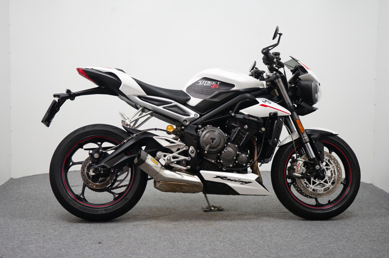 Triumph STREET TRIPLE RS