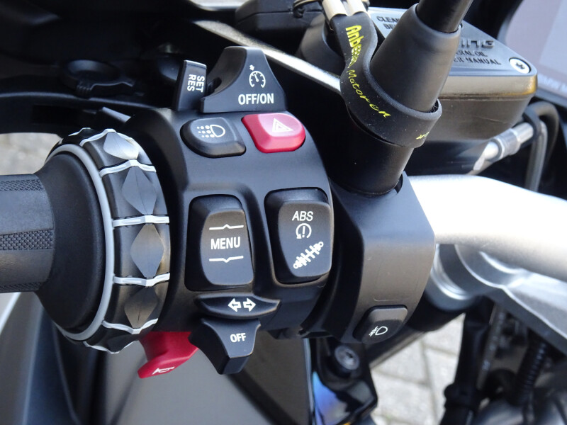 BMW R 1250 GS ABS - € 15.445 - foto 8