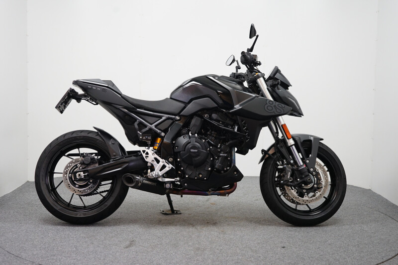 Suzuki GSX-8S