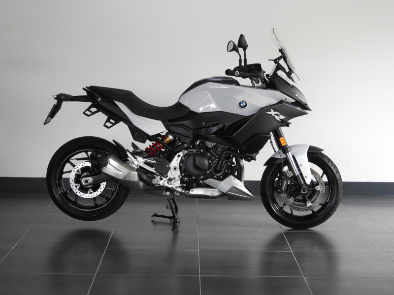 BMW F 900 XR