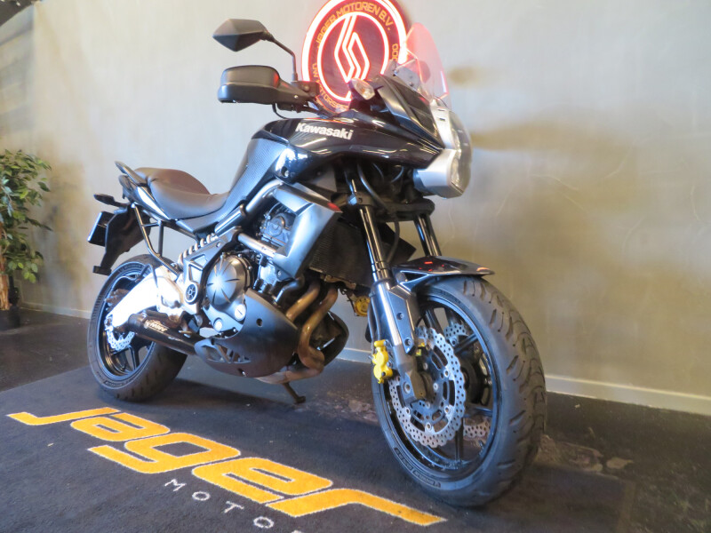 KAWASAKI VERSYS 650 BLACK EDITION! - € 3.850 - foto 6
