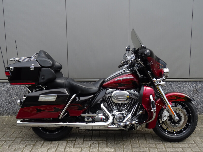 HARLEY DAVIDSON FLHTCUSE6 CVO ULTRA CLASSIC ELECTRA