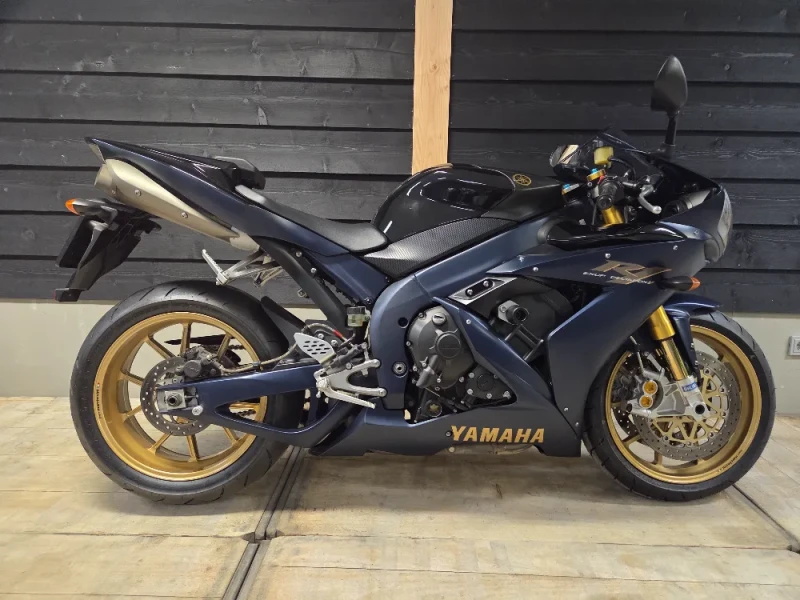 Yamaha R1 SP 2006