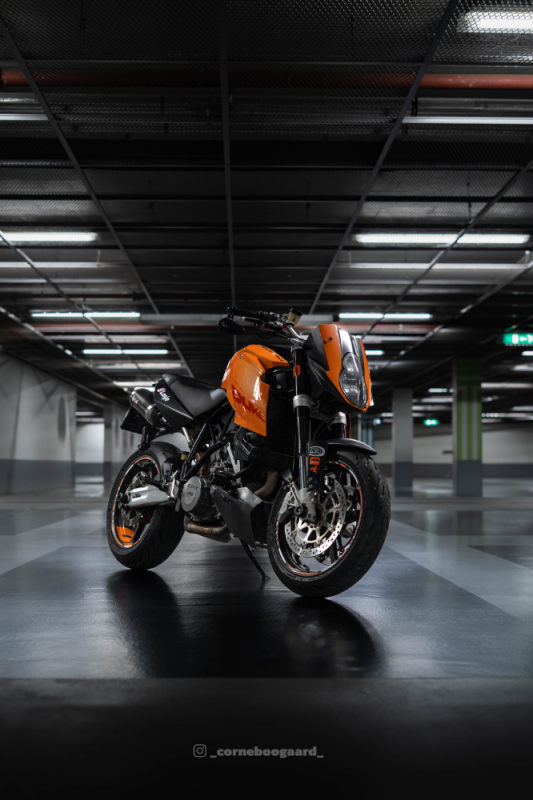 Mooie KTM Superduke 990